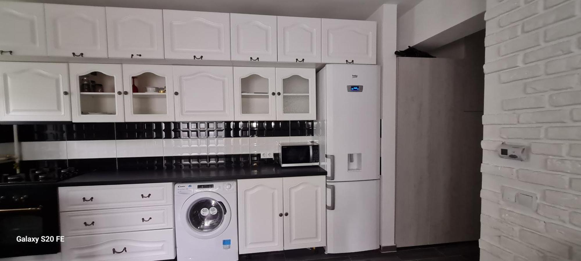 Apartament Regim Hotelier Elis Brasov Ngoại thất bức ảnh