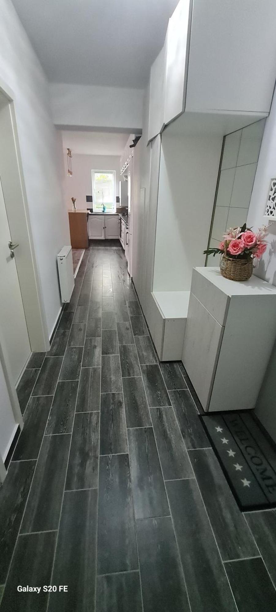 Apartament Regim Hotelier Elis Brasov Ngoại thất bức ảnh